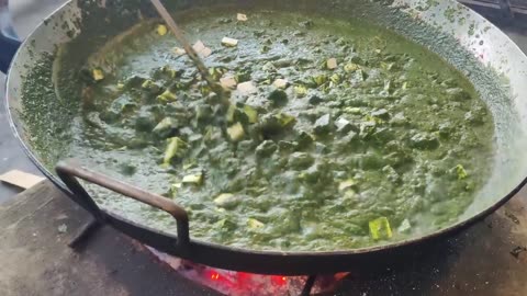 PALAK PANEER Recipe By Granny _ Lasooni