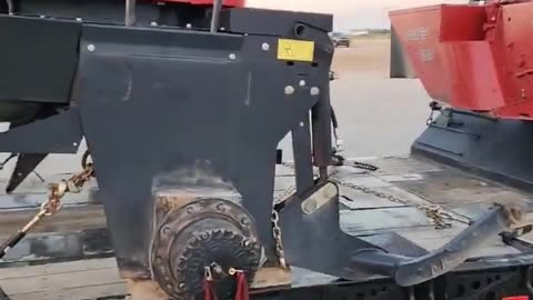COME WATCH THE UNLOAD #truckinlifestyle #truckdriver #reallifetruckers #ourtruckinglife #trucking