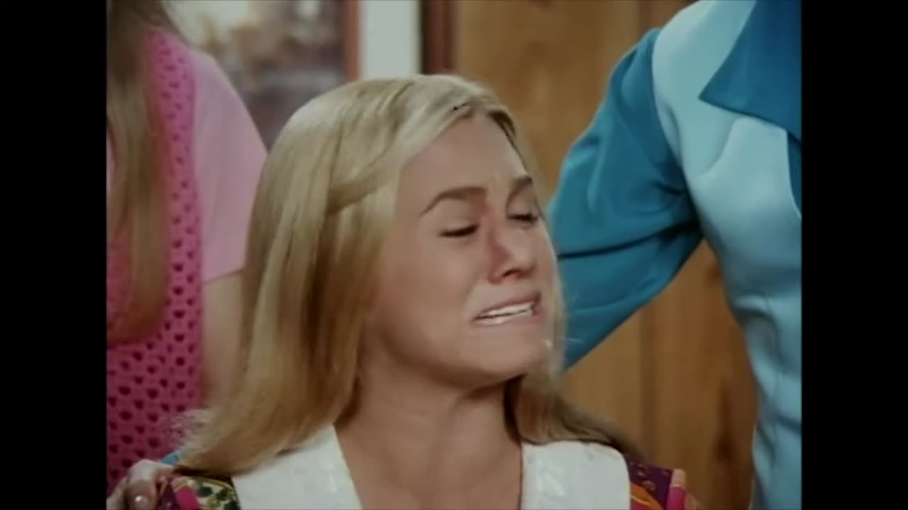 The Brady Bunch Movie (1995) Trailer #1