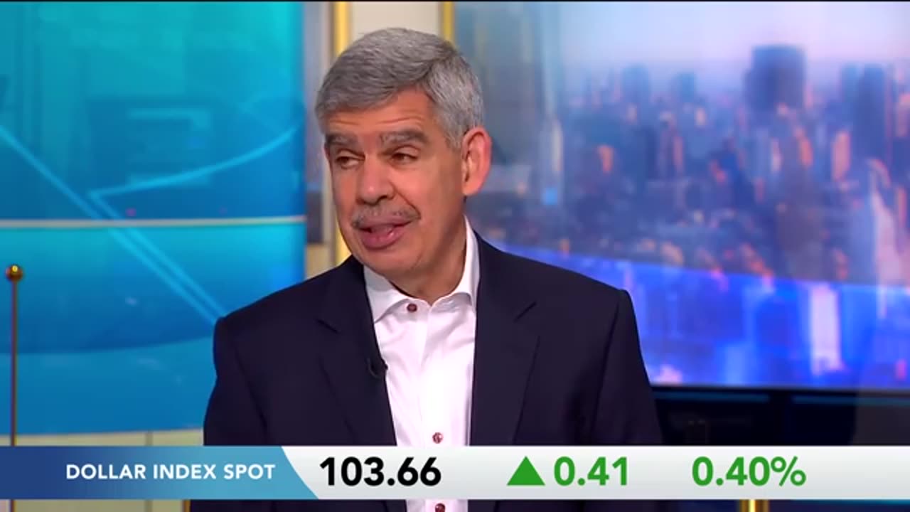 Gold Signaling International Dollar Issues, El-Erian Says - Bloomberg