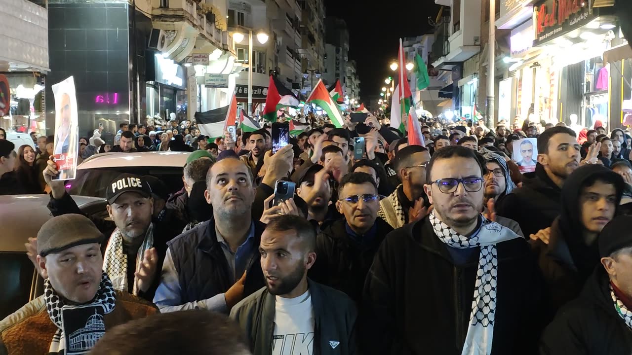 طنجة مسيرة شعبية حاشدة تنديدا بعودة الاجرام الصهيوني على قطاع غزة 18 03 2025 أوقفوا التطبيع