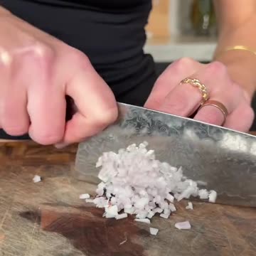 STEAK AU POIVRE WITH FRITES