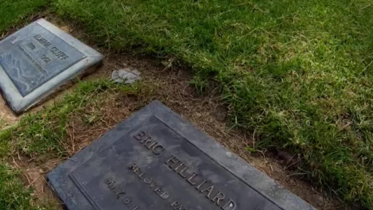 FAMOUS GRAVES - VOL. 509: RICKY NELSON