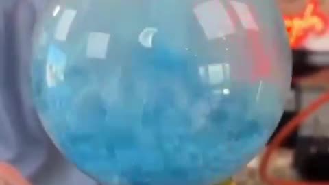 HOW TO FILL A CONTAINER UPSIDE-DOWN