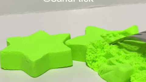 Very satisfying and relaxing kineticsand ASMR pink star cut 🌟 #satisfying #pinkysoftsand #viral