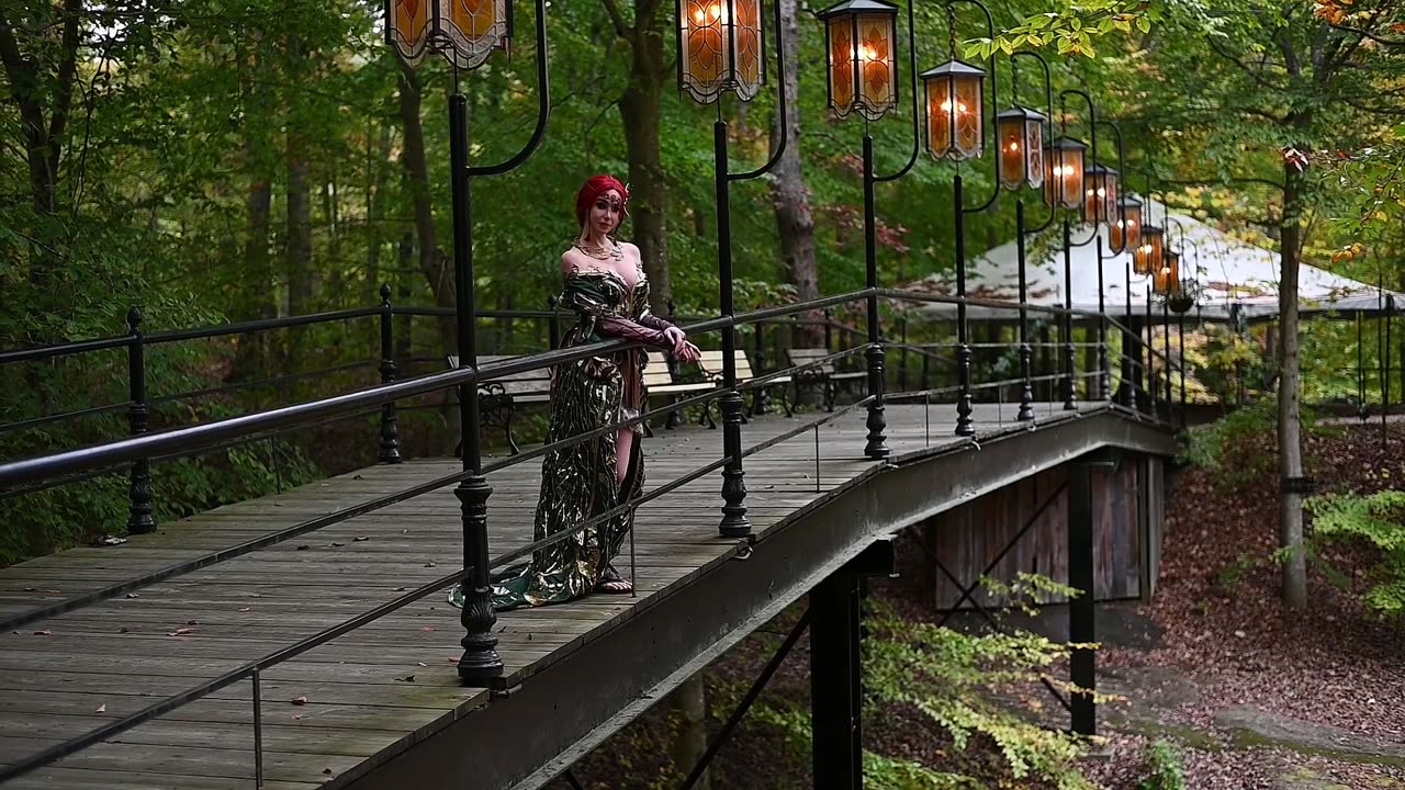 Triss from Witcher 3 - Cosplay Video