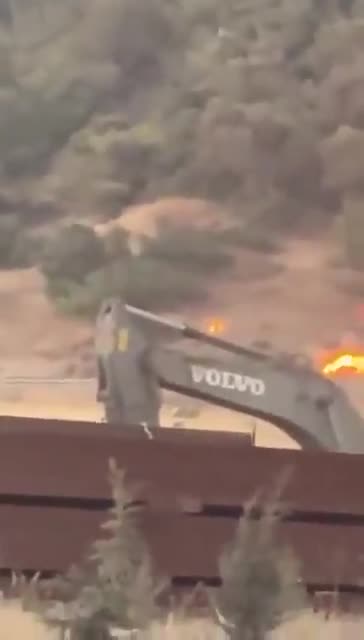 "Man-made climate change" caught on camera. 🙄