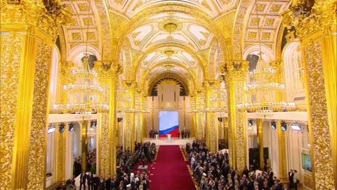 Unwide putin walking - TheGrom