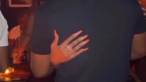 Queen vee bosset