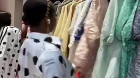 Pretty BamBam Shows off in style