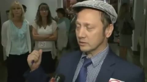 Rob Schneider Speaks Out Against Vaccines
