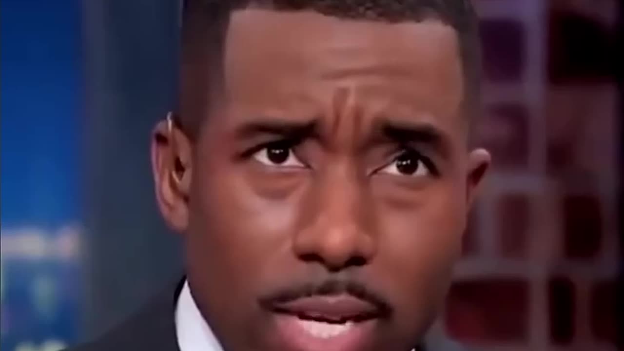 This CNN Panel Keeps Getting Roasted