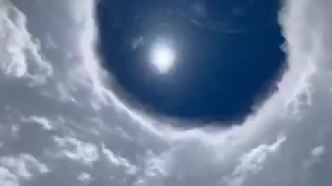 Unbelievable footage from NOAA’s Hurricane Hunters inside the eye of Hurricane Erin