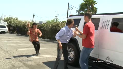 Tosh.0 - [02x24] - Reporter Who Can't Break Glass