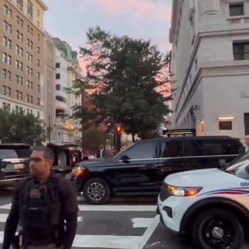 BREAKING: Trump was just booed outside Joe’s Seafood, just one block from the White House.