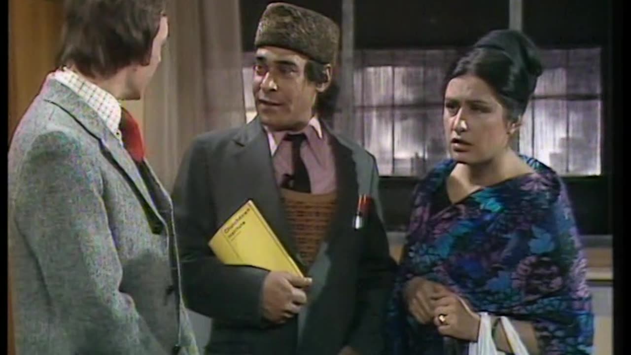 MIND YOUR LANGUAGE S01E01 - The First Lesson