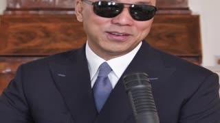 #以黄灭共：20220824文贵先生直播： #王珉 喝金色小方瓶壮阳药睡杨澜； #宋祖英 聪明、老练，怕留证据，跟王珉睡完，床单扔浴缸，水一泡检查不出来； #杨澜 不在乎，睡完床上粘煳煳！