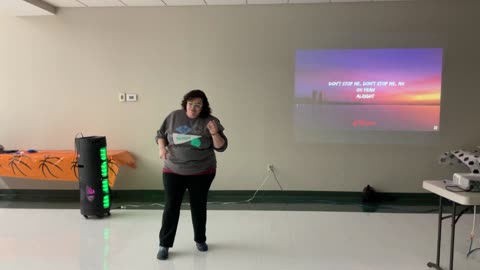 Karaoke 11 - Carla - Don't Stop Me Now