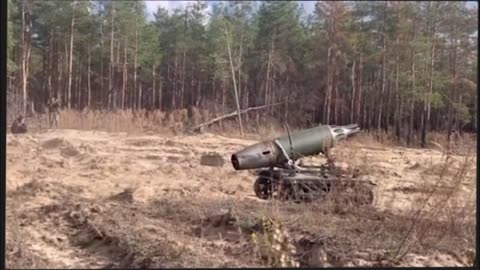 👀🇺🇦 Ukrainian self-propelled MLRS drone with installed NURS unit for unguided aircraft missiles.