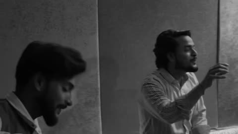 Fell the music💓💕