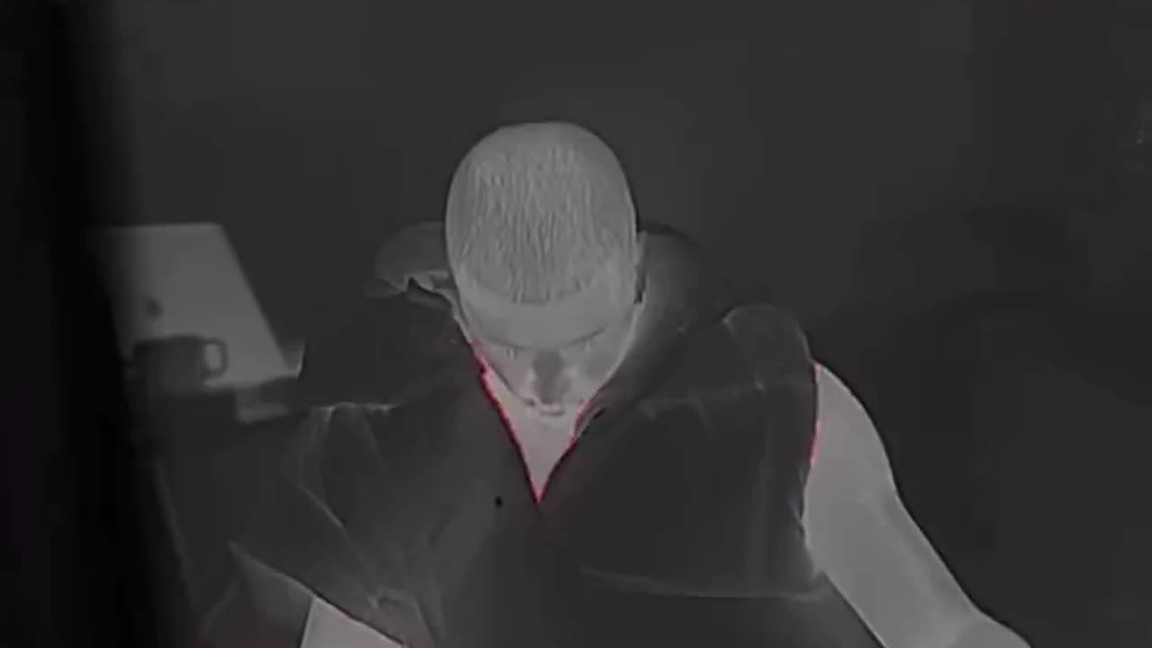 Justin Bieber’s Cryptic Pizza Video: A Surveillance-Style Jab at Diddy’s Trial & Pizzagate?