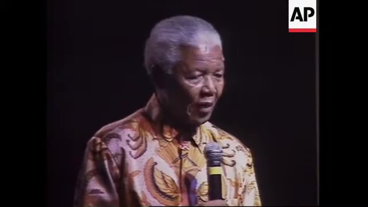 Mandela comments on Iraq crisis