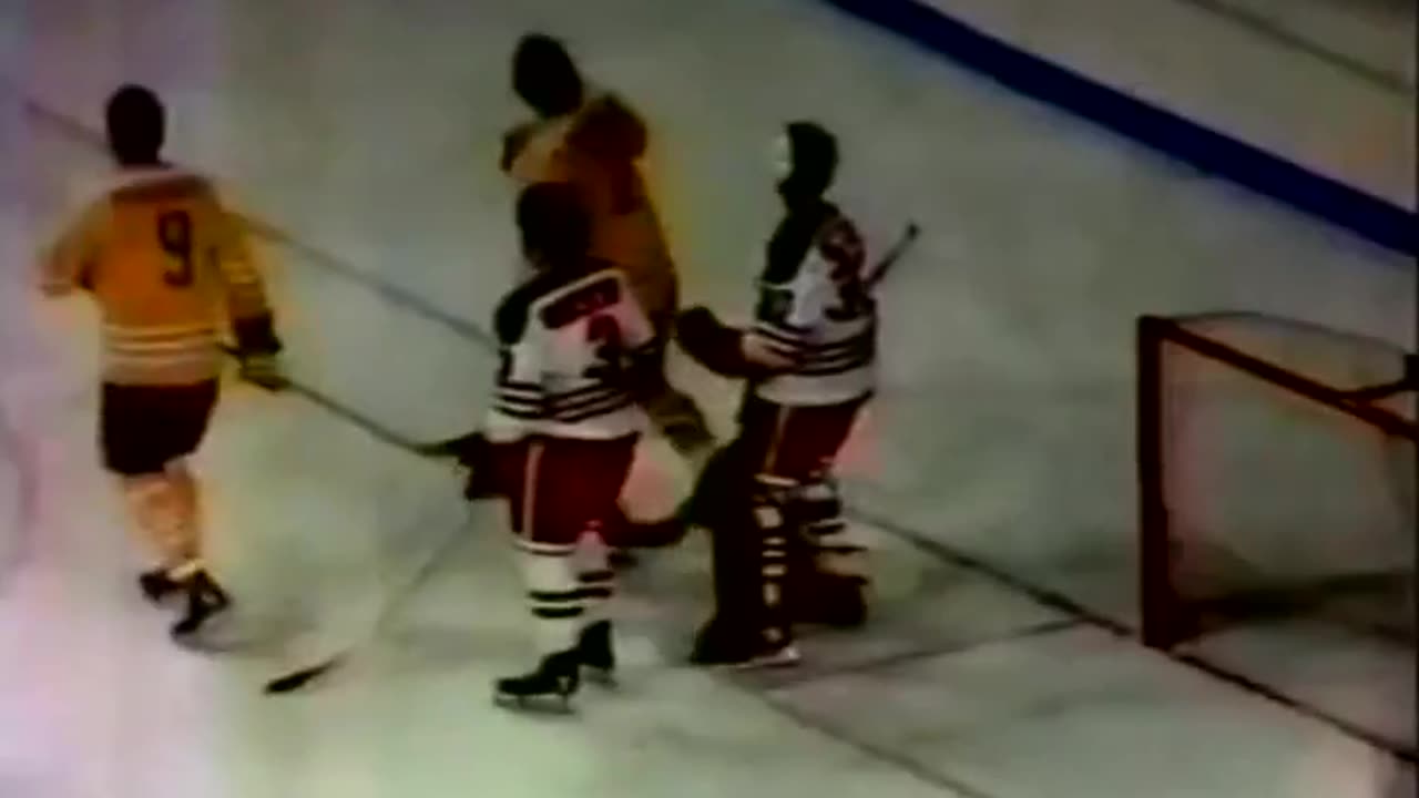 WHA 1972 CHICAGO COUGARS AT WINNIPEG JETS