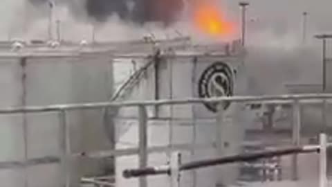 NOW - Large explosion at Iranian port in Bandar Abbas. Over 600 people injured