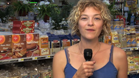 Here's Why To Sup For Organic At A Health Food Store