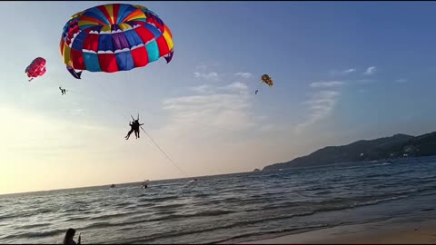 Patong Beach - Parachute (Phuket, Thailand)