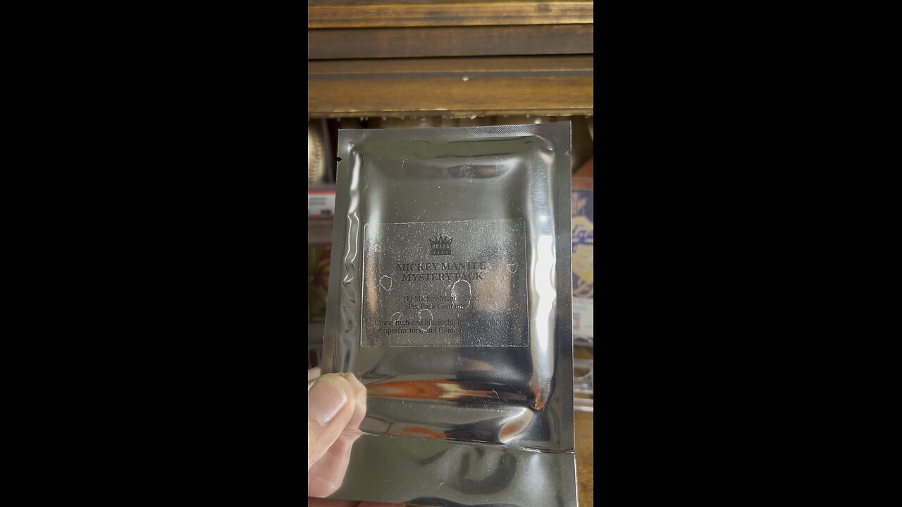 #mysterypack Mickey Mantle #baseballcards #packopening