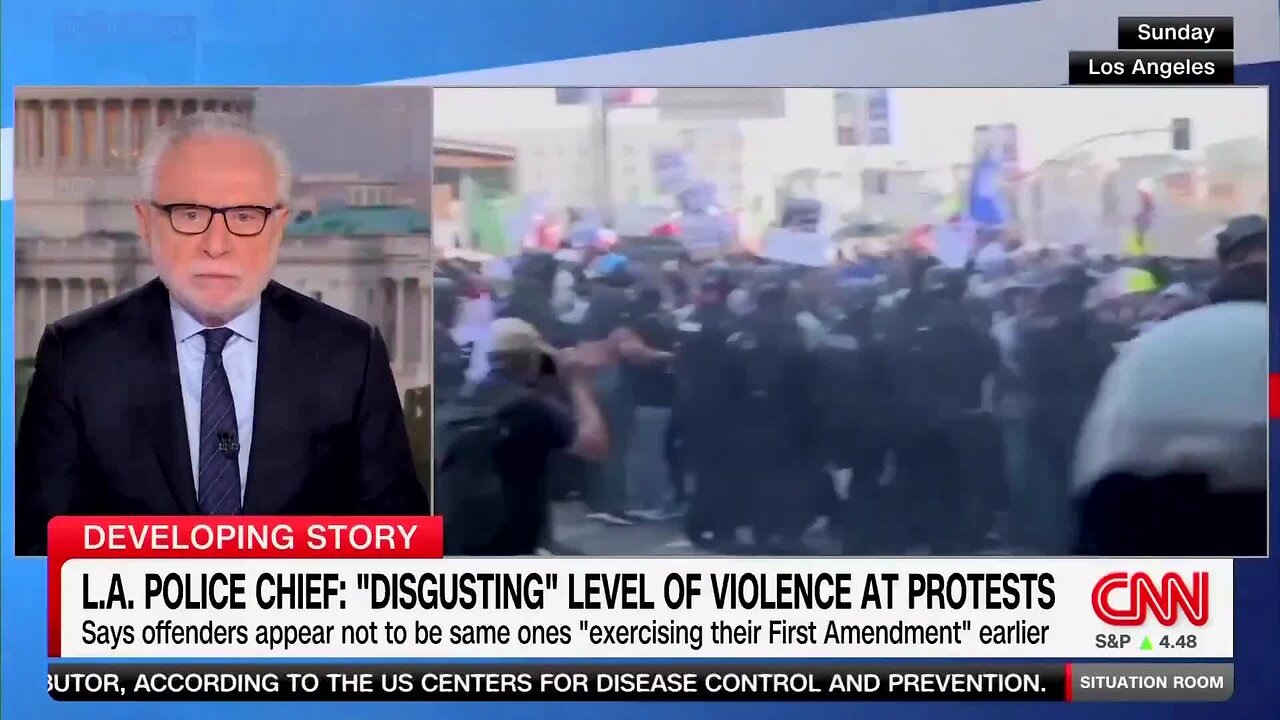 Maxine Waters Claims that There Has ‘Been No Violence’ in Los Angeles