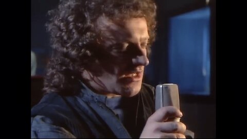 Foreigner - I Want To Know What Love Is (Official Music Video)