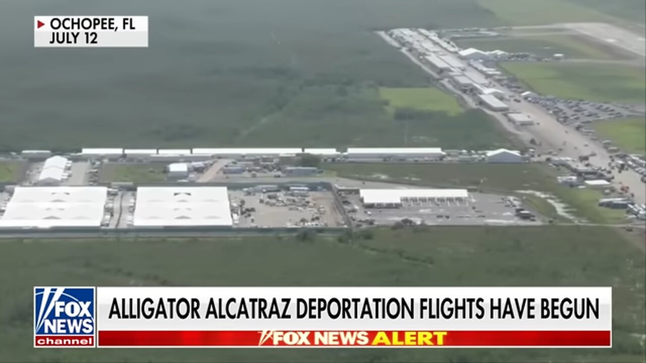 BREAKING: Deportation flights from Alligator Alcatraz underway