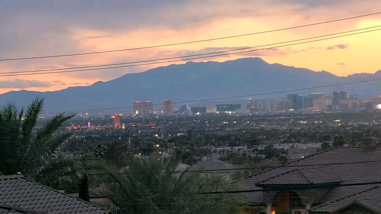 Did you see tonight's Las Vegas sunset? Check this out! 04.03.2025 #follow #lasvegas #travel #gaming