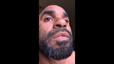 four vegetarian wraps one eye missing