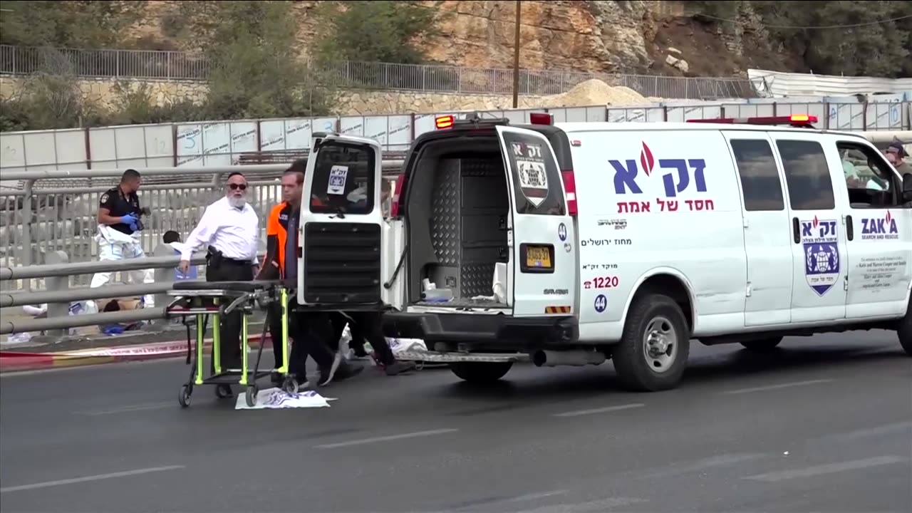 Palestinian gunmen kill six at Jerusalem bus stop