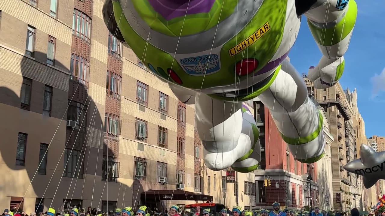 Buzz Lightyear Balloon Falls With Style During Thanksgiving Day Parade