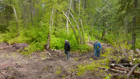 Gold Rush Mine Rescue with Freddy and Juan S05E02