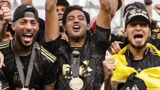 Carlos Vela: Ha sido, un honor y un privilegio compartir mi carrera con todos ustedes.