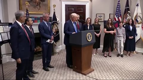 Trump links Tylenol use in pregnancy to autism; doctors push back