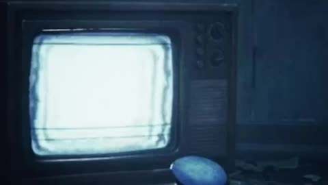 The Hatter crawled out of the TV)) I'm chopping the door with an axe aaa... #crazy #gaming #horror