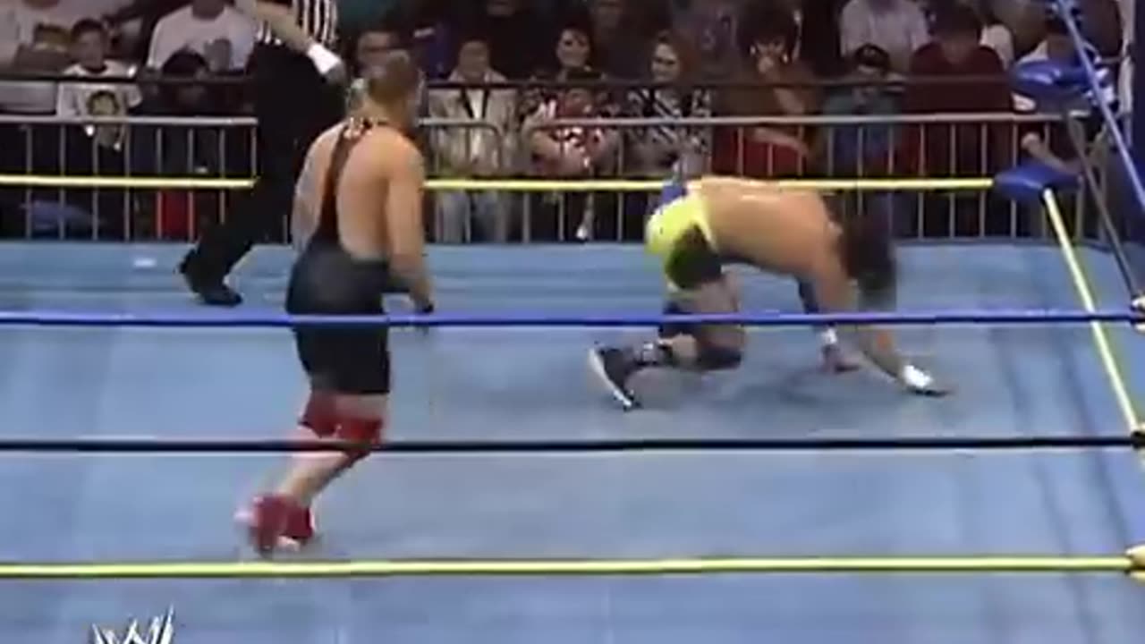 Scotty Flamingo vs Robby V - WCW