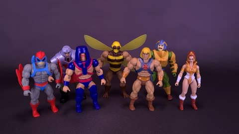 Mattel Masters Of The Universe Cartoon Collection Buzz-Off Figure