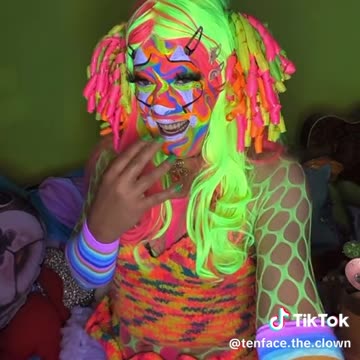 WTF 😳Tenface The Clown😳 Hi Everybody I'm Tenface the Clown!