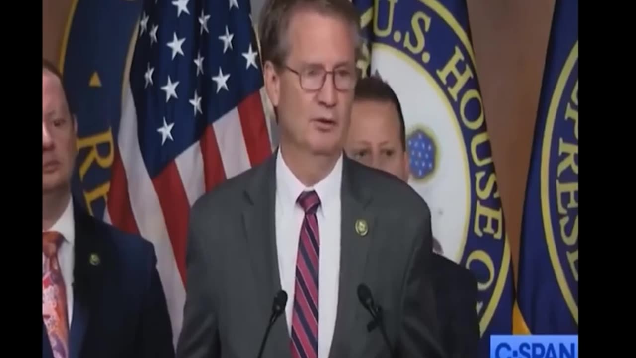 "SCIENTISTS" SAY Hostile Aliens will arrive Nov 2025!!