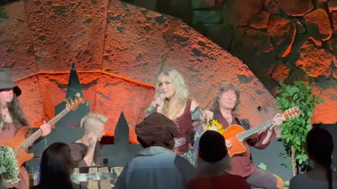 #BlackmoresNight At #Bethelwoods on May 3 2025 https://youtu.be/hy-WNhsbfqA