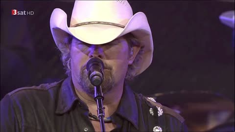 I Wanna Talk About Me - Toby Keith (live)