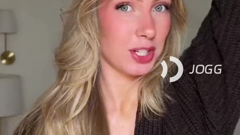 Amika Positively Perked Up Dry Shampoo Duo 🎁 | Refresh Hair Between Wash Days | Gift Set Review