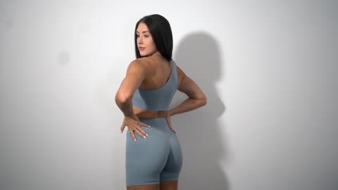 ALPHALETE ALPHALUX + VARSITY COLLECTION ｜ Try-on + Review